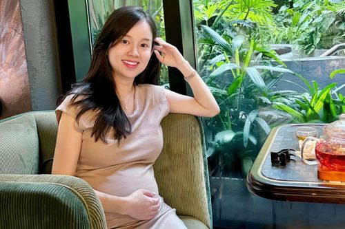 Ly Kute mang thai lần thứ ba
