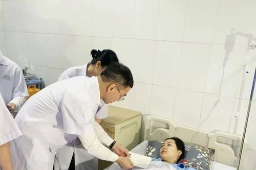 Chấm dứt bạo hành nhân viên y tế: cần chế tài đủ mạnh