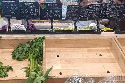 Hưng Yên: Rau, củ quả đắt đỏ từ chợ truyền thống đến Trung tâm thương mại