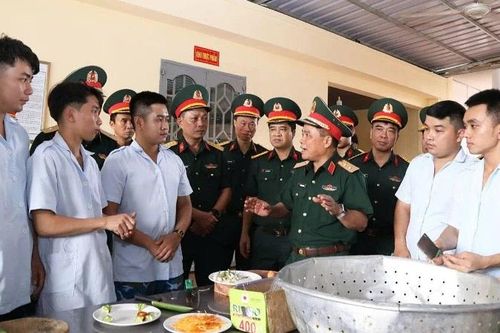 Chuyển đổi số nâng cao chất lượng đào tạo đội ngũ quân y, hậu cần cho Quân đội