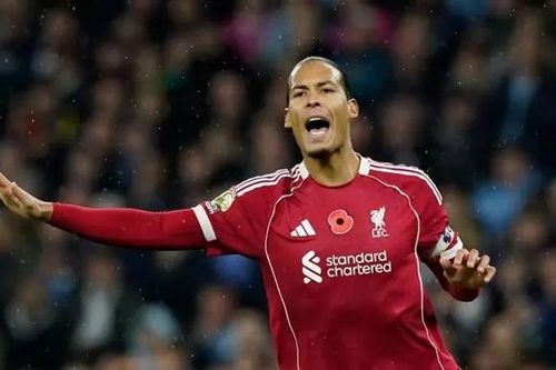 Van Dijk: 'Liverpool sẽ không từ bỏ cuộc đua vô địch Ngoại hạng Anh'