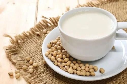 4 công thức sữa đậu nành mùa hanh khô giúp da mịn, tăng sức đề kháng