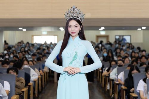 Hành động đẹp của Hoàng Ngọc Như sau đăng quang Hoa hậu Sinh viên Việt Nam