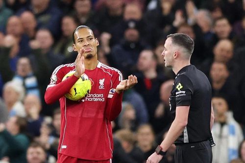 Liverpool 'quyết đòi công lý' sau trận thua Man City