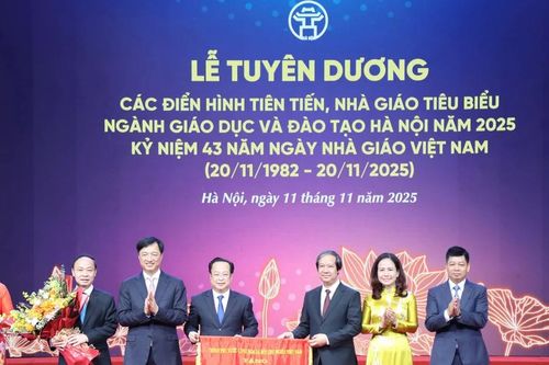 Khẳng định vai trò đầu tầu, tiên phong dẫn dắt của các nhà giáo Thủ đô