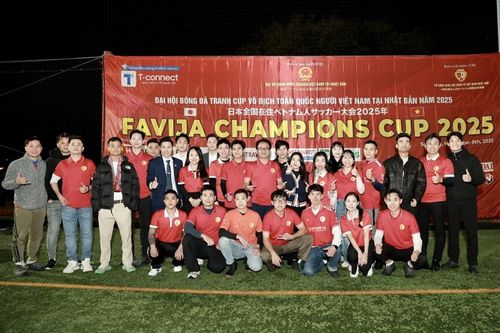 Giải bóng đá tranh Cup vô địch toàn quốc người Việt Nam tại Nhật Bản hướng về miền Trung