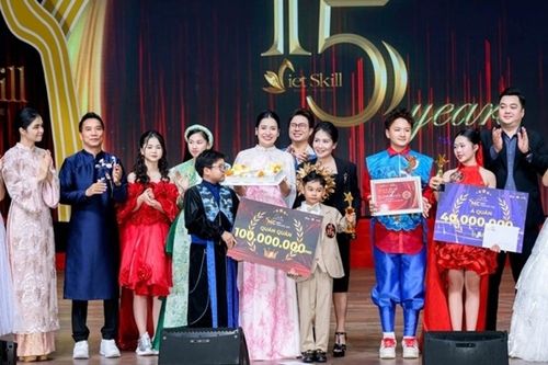 Hào khí dân tộc bừng sáng trong đêm Chung kết MC nhí toàn quốc 2025