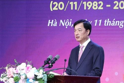 Bí thư Thành ủy Hà Nội: 'Bất cứ khó khăn, vướng mắc nào của thầy cô, chúng tôi sẽ giải quyết nhanh nhất, không né tránh'