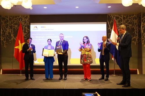 Việt Nam - Hà Lan tăng cường hợp tác trong phát triển hạ tầng xanh và logistics thông minh
