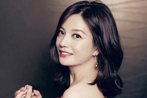 Triệu Vy bị công kích