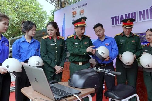Thanh niên Quân đội là 'đại sứ' văn hóa giao thông
