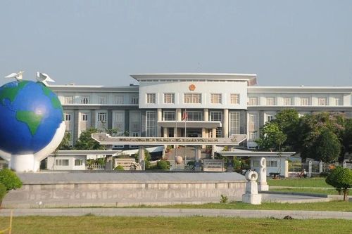 Chủ tịch Cần Thơ mời các trường đại học nhận trụ sở dôi dư