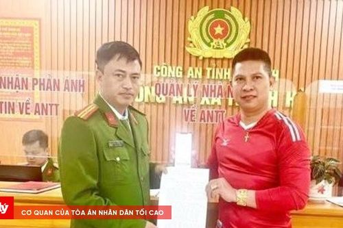 Công an xã giúp người dân nhận lại gần 500 triệu đồng do chuyển khoản nhầm