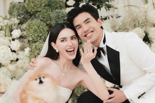 'Ma nữ đẹp nhất màn ảnh' chính thức lên xe hoa sau 7 năm hẹn hò