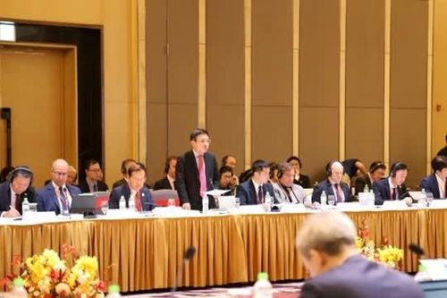 Doanh nghiệp mong chờ đột phá về thể chế