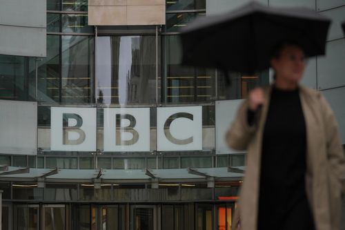 Tổng thống Trump dọa kiện BBC, yêu cầu bồi thường 1 tỷ USD
