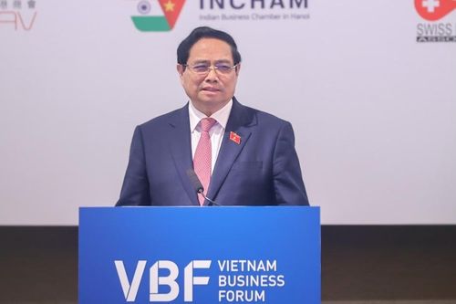 Chuyển từ quản lý hành chính sang kiến tạo phát triển, Việt Nam phấn đấu tăng trưởng hai con số