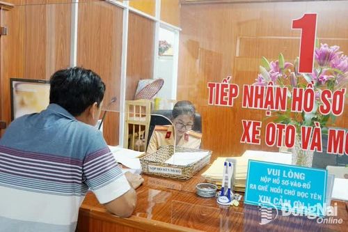 Làm sạch dữ liệu và 'số hóa' gần 2,8 triệu hồ sơ phương tiện cơ giới