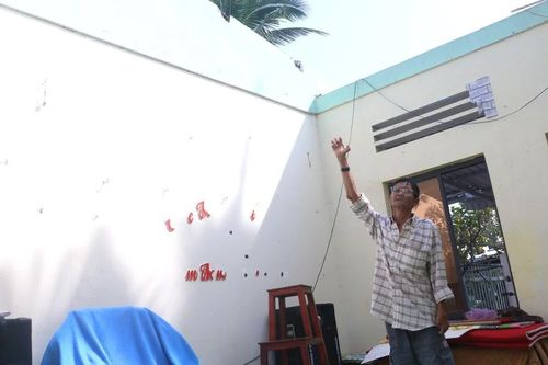 Bão tan, làng phong Quy Hòa vẫn 'oằn mình' trong khó khăn