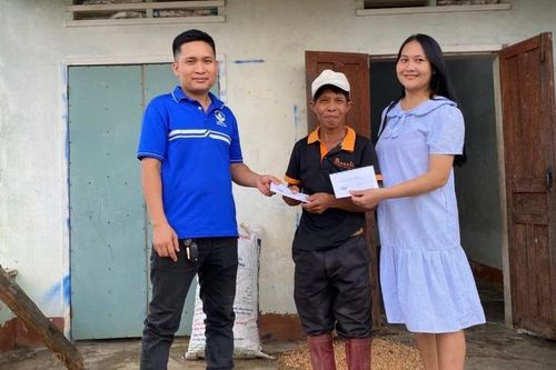 Chung tay dựng lại những mái nhà ở quê hương