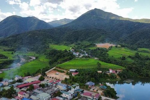 Phát huy vai trò người có uy tín trong xây dựng nông thôn mới