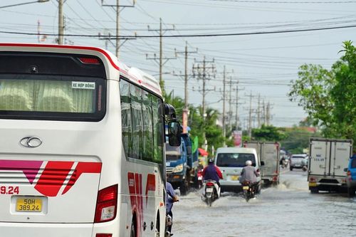 Nhiều khu vực ven biển tại Lâm Đồng bị ngập nặng