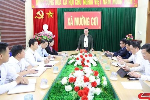 Đồng chí Phó Chủ tịch Thường trực UBND tỉnh Sơn La thăm và làm việc tại xã Kim Bon, Tân Phong và Mường Cơi