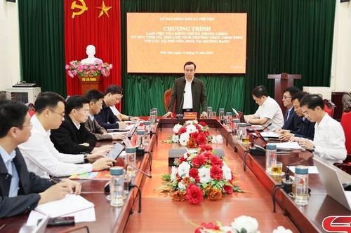 Đồng chí Phó Chủ tịch Thường trực UBND tỉnh làm việc với các xã Phù Yên, Suối Tọ, Mường Bang