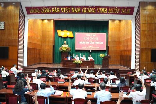 Khai mạc Hội nghị Thành ủy lần thứ 2