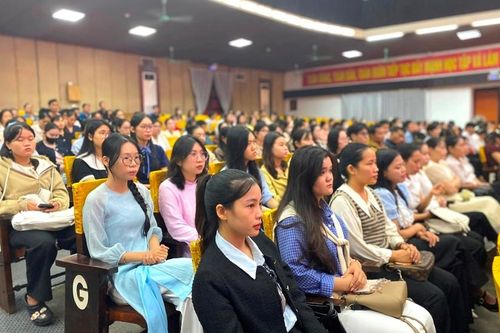 Hơn 1.200 thí sinh tham gia kỳ thi tuyển dụng giáo viên năm học 2025 - 2026