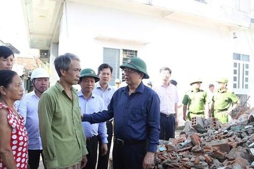 Ở nơi tâm bão Kalmeagi đi qua