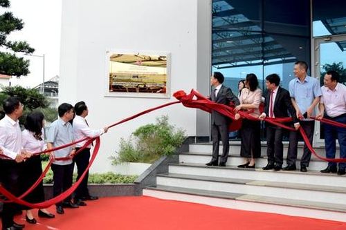 Gắn biển công trình ngành Xây dựng chào mừng Đại hội Đảng bộ Chính phủ lần thứ I