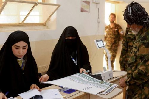 Người dân Iraq đi bầu Nghị viện khóa mới