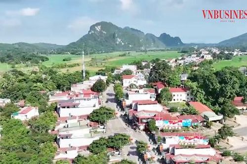 Từ những cánh đồng dứa đến bản làng du lịch trong nông thôn mới xứ Thanh