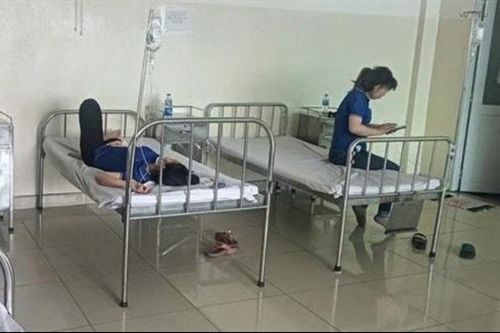 TP Hồ Chí Minh: 50 người nhập viện sau bữa ăn trưa ở công ty