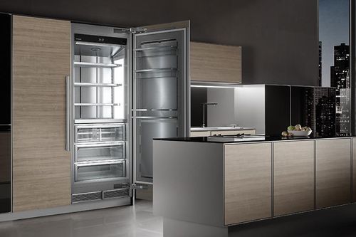 Cận cảnh tủ lạnh đắt hơn ô tô, nồi cơm điện 44 triệu đồng phục vụ khách nhà giàu