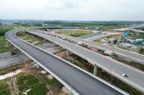 Toàn cảnh tuyến đường nối sân bay Long Thành trước ngày thông xe