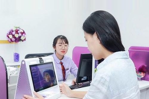 Thanh toán không dùng tiền mặt tăng: Ngân hàng tập trung phát triển hạ tầng số