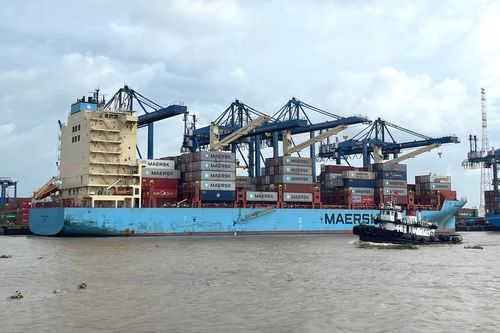 TP Hồ Chí Minh tìm 'luồng xanh' để phát triển cảng bền vững