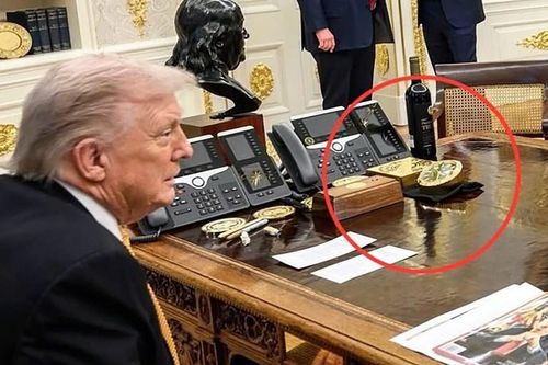 Món quà xa xỉ Thụy Sĩ làm nóng bàn đàm phán thuế với ông Trump