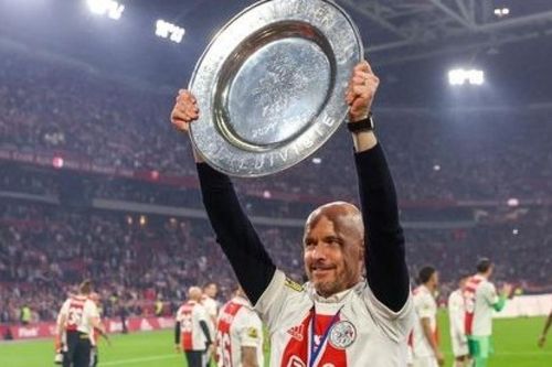 Ten Hag gây bất ngờ