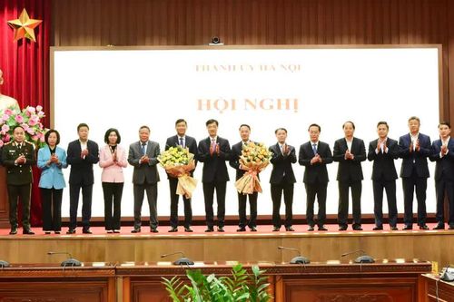 Đồng chí Đỗ Anh Tuấn, Trần Đình Cảnh nhận nhiệm vụ mới