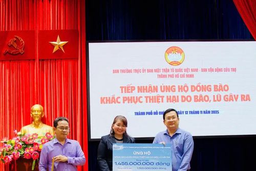 TP Hồ Chí Minh: doanh nghiệp tiếp tục ủng hộ đồng bào vùng bão, lũ hơn 4 tỷ đồng
