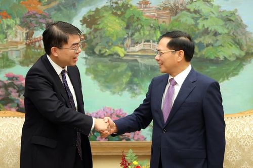 Phó Thủ tướng Bùi Thanh Sơn tiếp Giám đốc điều hành Tập đoàn Warburg Pincus