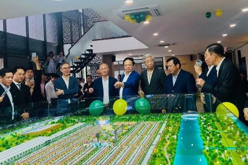Sôi động thị trường bất động sản phía tây Thành phố Hồ Chí Minh