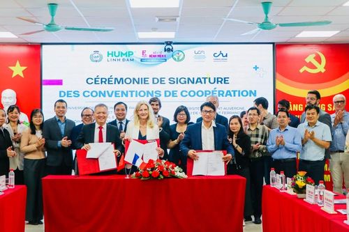 Hợp tác nâng cao năng lực cho đội ngũ bác sĩ và nhân viên y tế Việt Nam