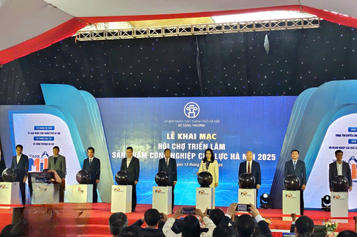 Khai mạc Hội chợ triển lãm sản phẩm công nghiệp chủ lực Hà Nội