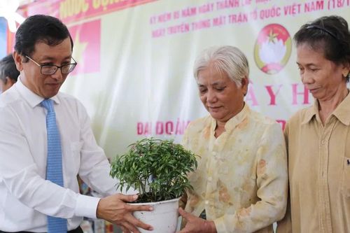 Ấp Miễu Ba (xã Cần Giờ) thi đua 100% hộ dân xây dựng công trình đúng quy hoạch