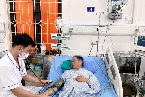 Người đàn ông ở Lào Cai nguy kịch do tự ý dùng thuốc hạ huyết áp