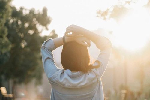 Giảm trầm cảm nhờ tắm nắng